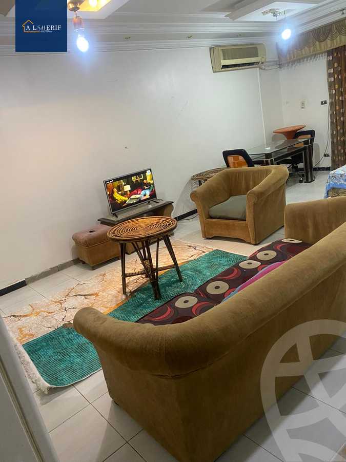 https://aqarmap.com.eg/ar/listing/6370189-for-rent-cairo-6th-of-october-el-ahyaa-neighborhood-1st-al-maahad