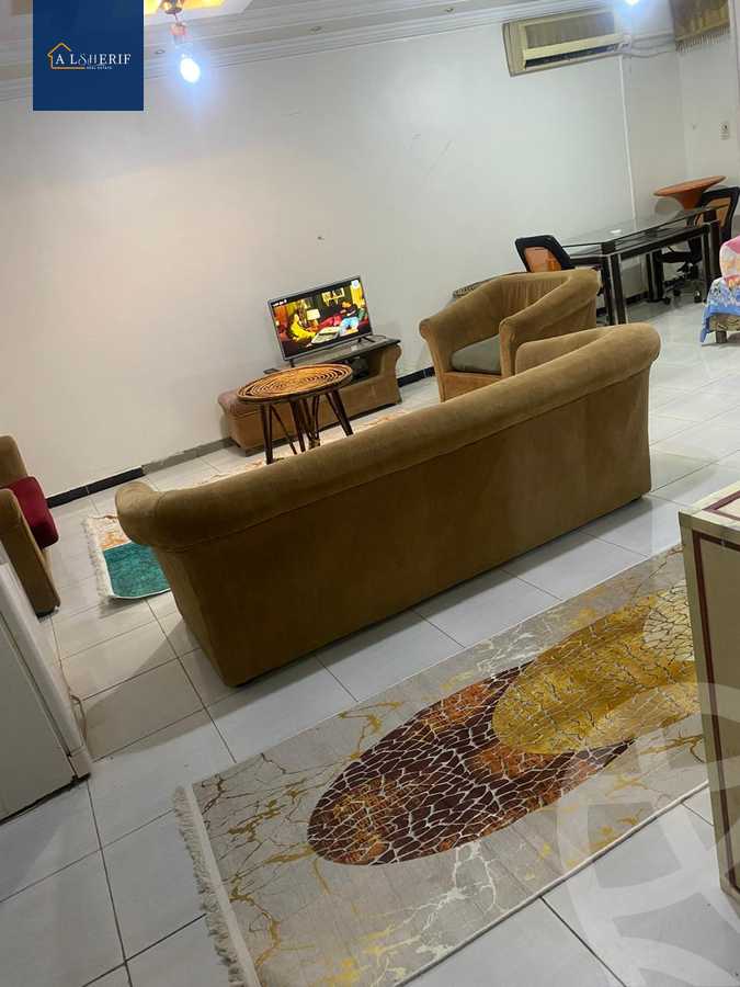 https://aqarmap.com.eg/ar/listing/6370189-for-rent-cairo-6th-of-october-el-ahyaa-neighborhood-1st-al-maahad