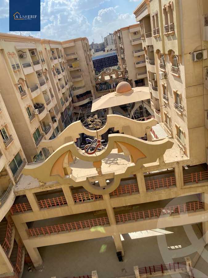 https://aqarmap.com.eg/ar/listing/6370189-for-rent-cairo-6th-of-october-el-ahyaa-neighborhood-1st-al-maahad
