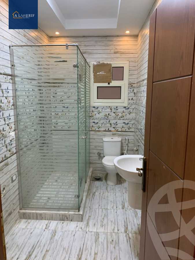 https://aqarmap.com.eg/ar/listing/6379692-for-sale-cairo-6th-of-october-el-ahyaa-neighborhood-2nd-divided-from-al-kafrawei-st