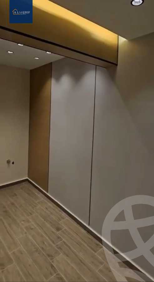 https://aqarmap.com.eg/ar/listing/6380032-for-sale-cairo-6th-of-october-el-ahyaa-neighborhood-1st-eighth-neighborhood