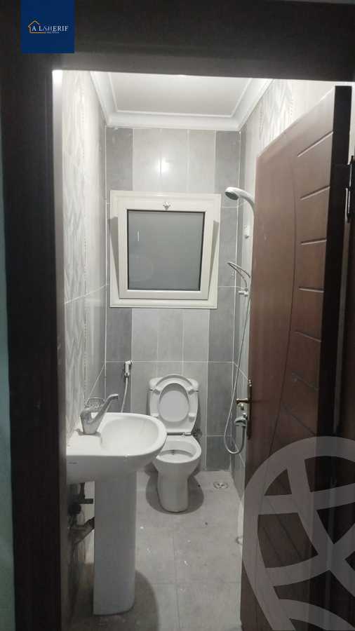 https://aqarmap.com.eg/ar/listing/6380072-for-rent-cairo-6th-of-october-el-ahyaa-neighborhood-1st-sixth-neighborhood