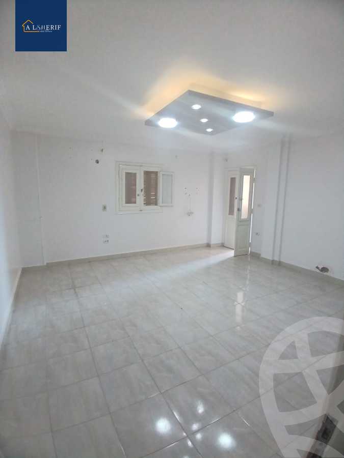 https://aqarmap.com.eg/ar/listing/6382927-for-rent-cairo-6th-of-october-el-ahyaa-neighborhood-1st-rich-bake-st