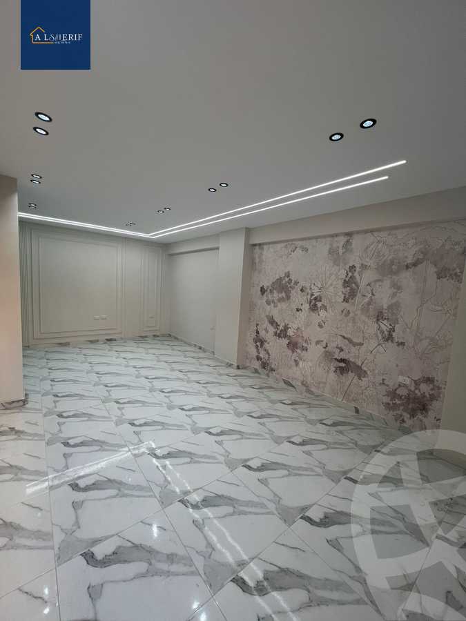 https://aqarmap.com.eg/ar/listing/6383016-for-sale-cairo-6th-of-october-el-ahyaa-neighborhood-2nd-divided-from-al-kafrawei-st
