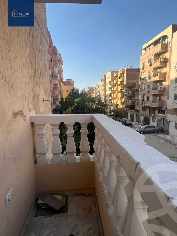 https://aqarmap.com.eg/ar/listing/6383016-for-sale-cairo-6th-of-october-el-ahyaa-neighborhood-2nd-divided-from-al-kafrawei-st