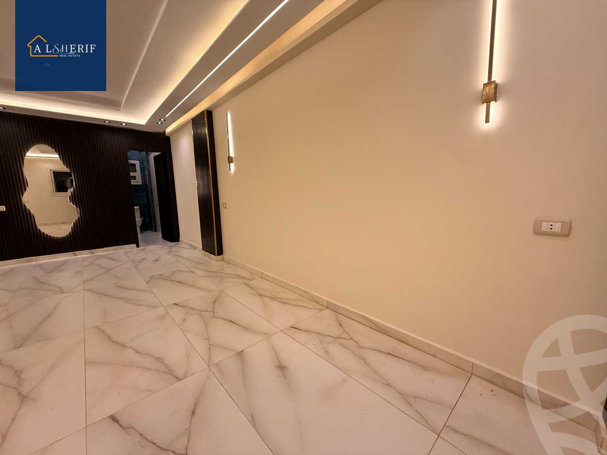https://aqarmap.com.eg/en/listing/6385540-for-sale-cairo-6th-of-october-el-ahyaa-neighborhood-5th-street-2