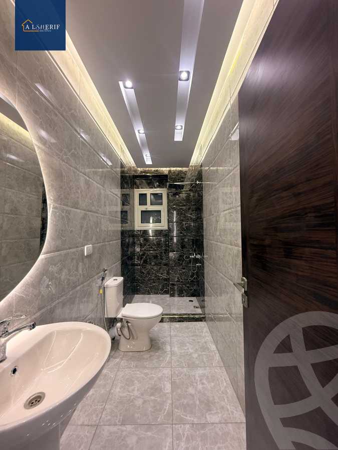 https://aqarmap.com.eg/en/listing/6385540-for-sale-cairo-6th-of-october-el-ahyaa-neighborhood-5th-street-2