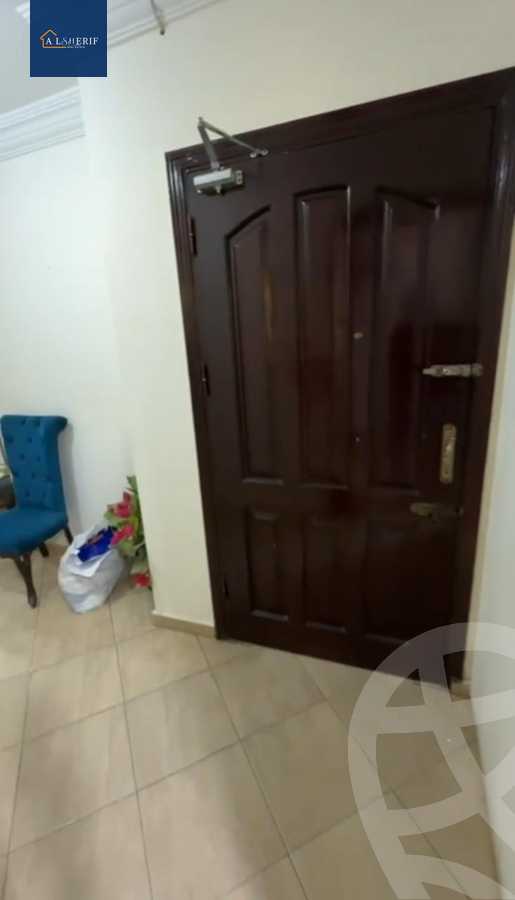 https://aqarmap.com.eg/en/listing/6385902-for-sale-cairo-6th-of-october-el-ahyaa-neighborhood-1st-al-maahad