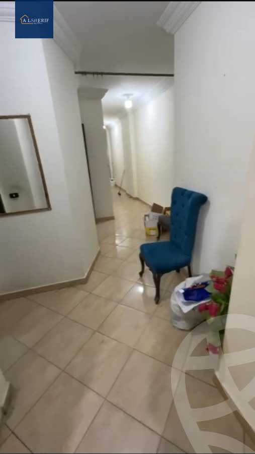 https://aqarmap.com.eg/en/listing/6385902-for-sale-cairo-6th-of-october-el-ahyaa-neighborhood-1st-al-maahad