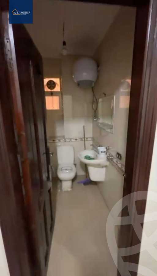 https://aqarmap.com.eg/en/listing/6385902-for-sale-cairo-6th-of-october-el-ahyaa-neighborhood-1st-al-maahad