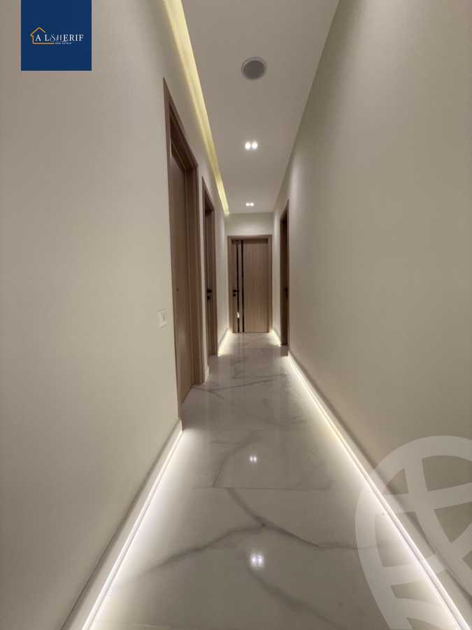 https://aqarmap.com.eg/ar/listing/6418924-for-sale-cairo-6th-of-october-el-ahyaa-neighborhood-8th-street-11