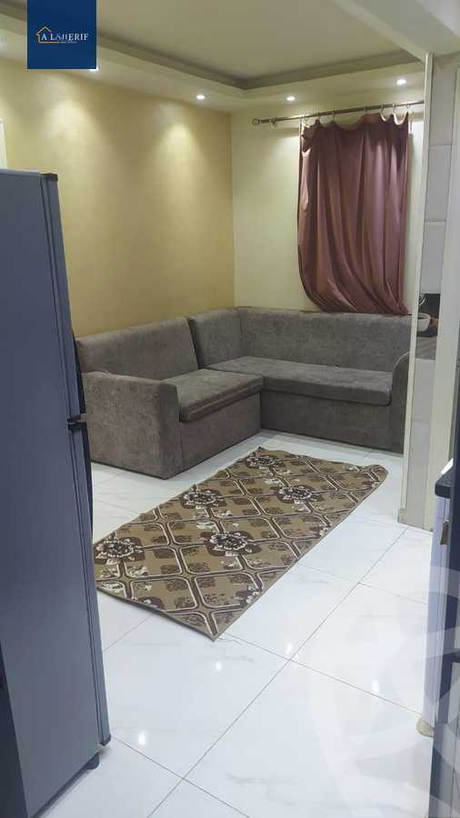 https://aqarmap.com.eg/ar/listing/6418993-for-rent-cairo-6th-of-october-el-ahyaa-neighborhood-1st-al-maahad