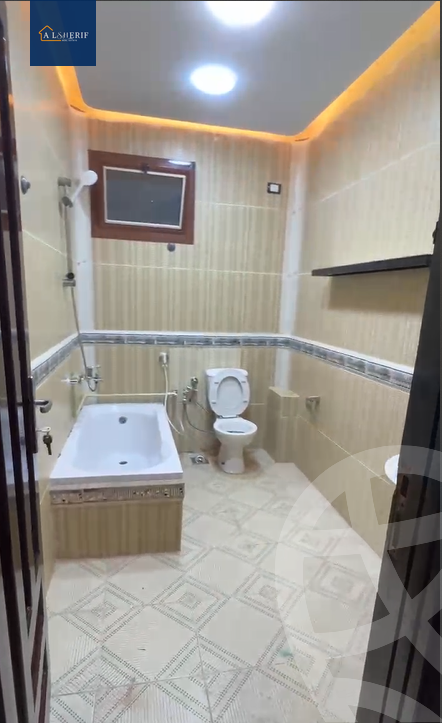 https://aqarmap.com.eg/ar/listing/6419019-for-rent-cairo-6th-of-october-el-ahyaa-neighborhood-1st-rich-bake-st