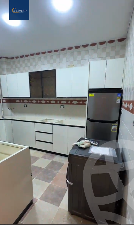 https://aqarmap.com.eg/ar/listing/6419019-for-rent-cairo-6th-of-october-el-ahyaa-neighborhood-1st-rich-bake-st