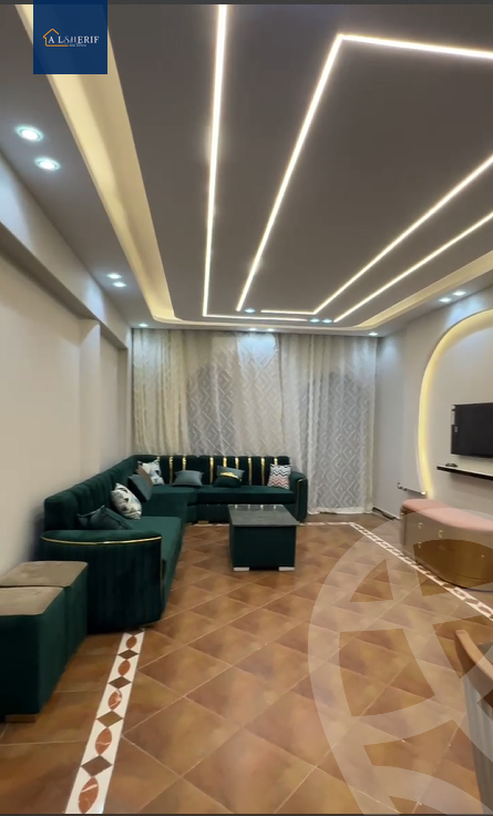 https://aqarmap.com.eg/ar/listing/6419019-for-rent-cairo-6th-of-october-el-ahyaa-neighborhood-1st-rich-bake-st