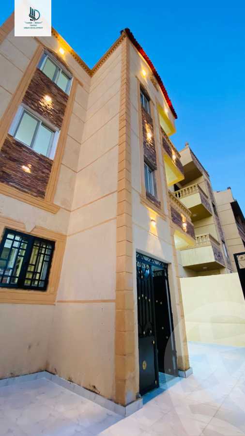 https://aqarmap.com.eg/en/listing/6008400-for-sale-cairo-6th-of-october-hadaeq-october-ebni-betak-4