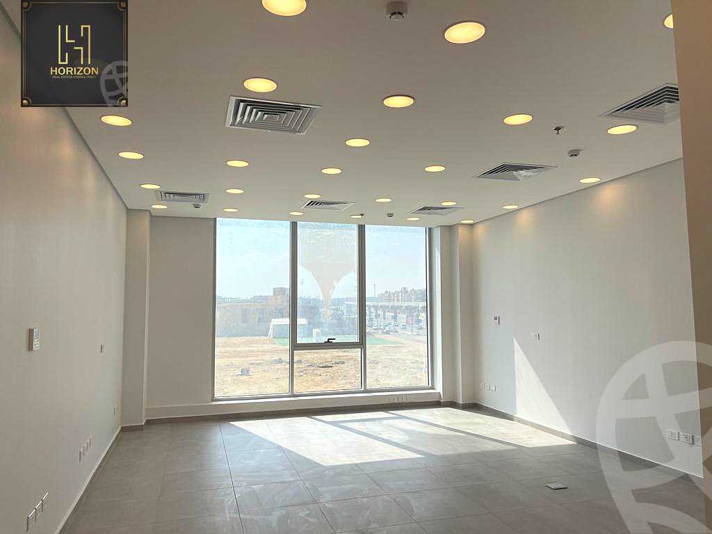 https://aqarmap.com.eg/en/listing/3809918-for-rent-cairo-new-cairo-compounds-jwr-kwmyrshyl-kwmblks-makeplace