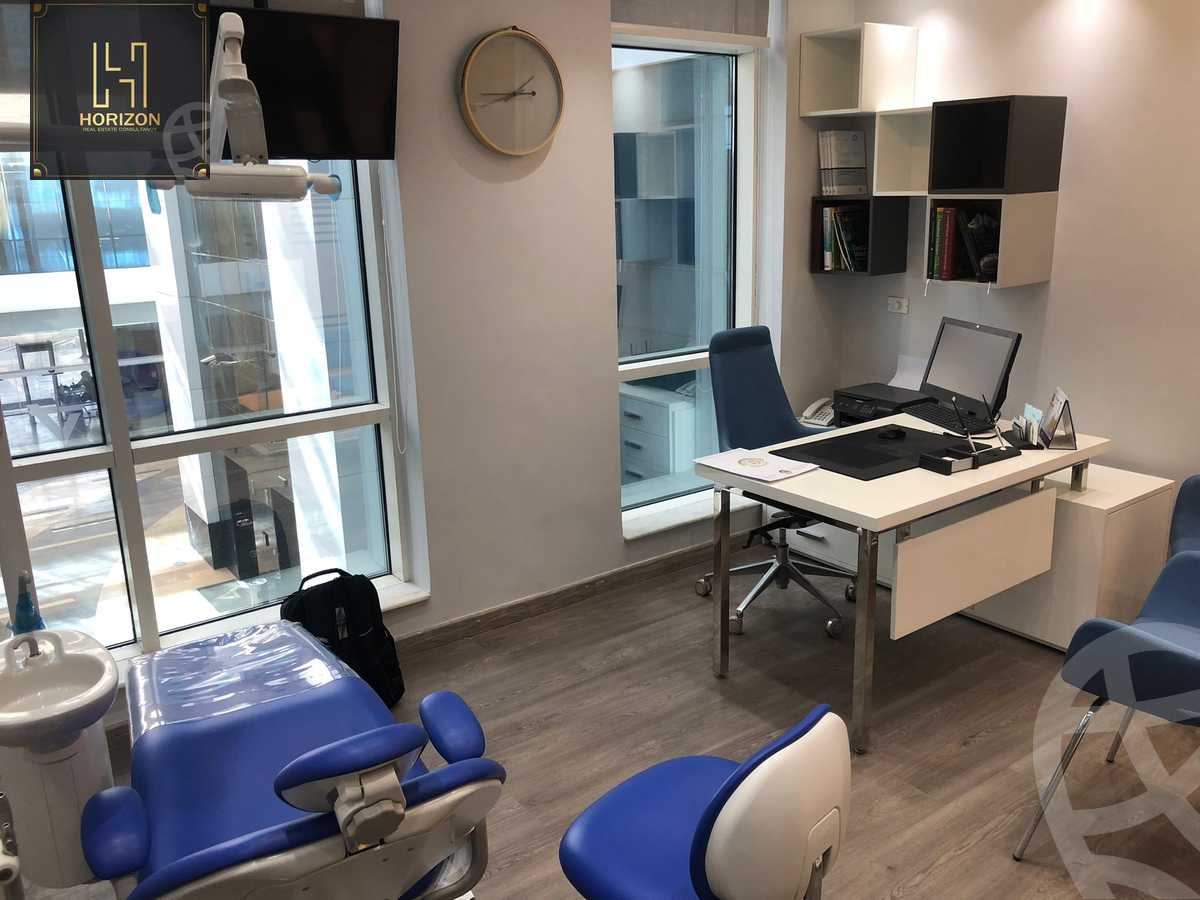 https://aqarmap.com.eg/ar/listing/3812793-for-rent-cairo-new-cairo-compounds-tryfywm-byzns-kwmblks-nm-llttwyr