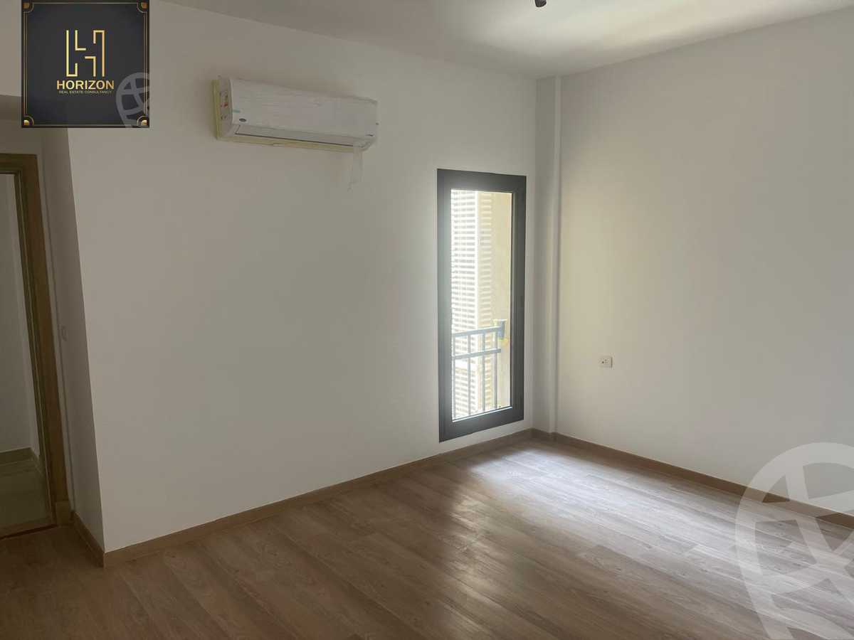 https://aqarmap.com.eg/en/listing/6184117-for-rent-cairo-new-cairo-compounds-fifth-square