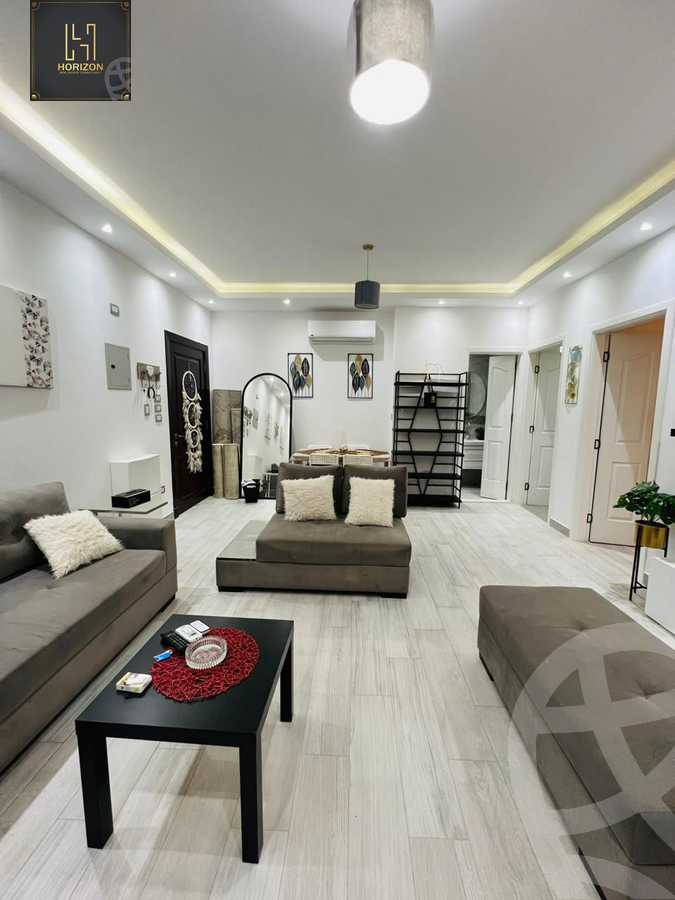 https://aqarmap.com.eg/en/listing/6184293-for-rent-cairo-new-cairo-compounds-hyde-park-centre-ville-hyde-park