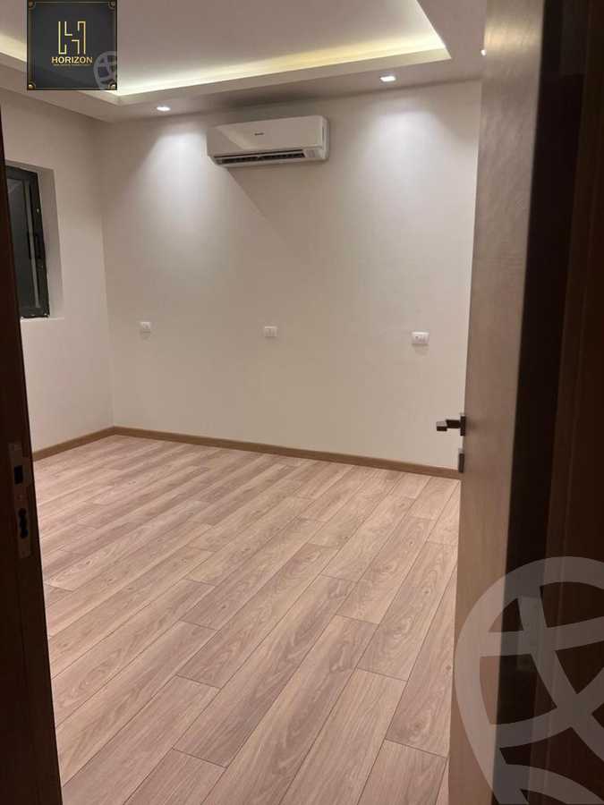 https://aqarmap.com.eg/en/listing/6186783-for-rent-cairo-new-cairo-compounds-lakeview-residence