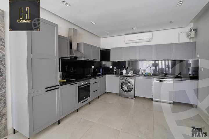 https://aqarmap.com.eg/en/listing/6186783-for-rent-cairo-new-cairo-compounds-lakeview-residence