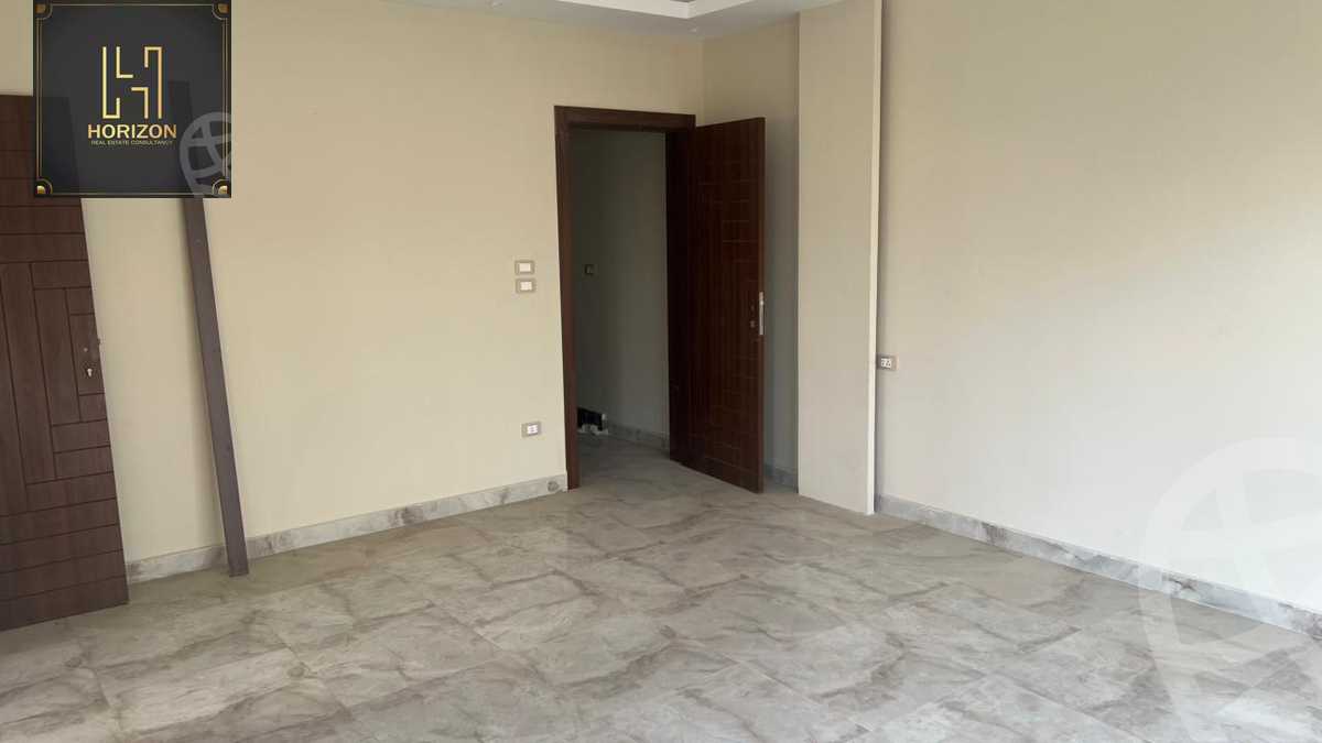 https://aqarmap.com.eg/en/listing/6187446-for-rent-cairo-new-cairo-compounds-hyde-park-park-corner-hyde-park