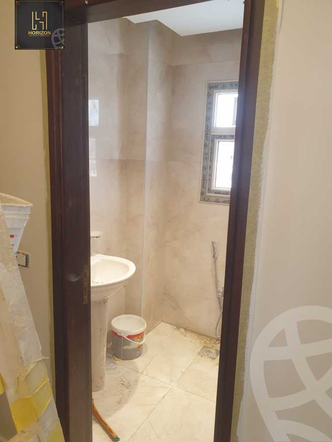 https://aqarmap.com.eg/ar/listing/6190647-for-rent-cairo-new-cairo-compounds-brwmynd-ryzydns-wdy-djl-llttwyr