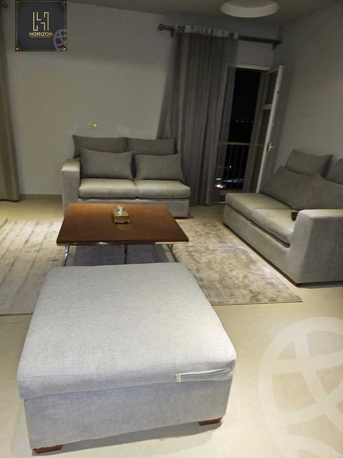 https://aqarmap.com.eg/ar/listing/6206261-for-rent-cairo-new-cairo-compounds-hyde-park-centre-ville-hyde-park
