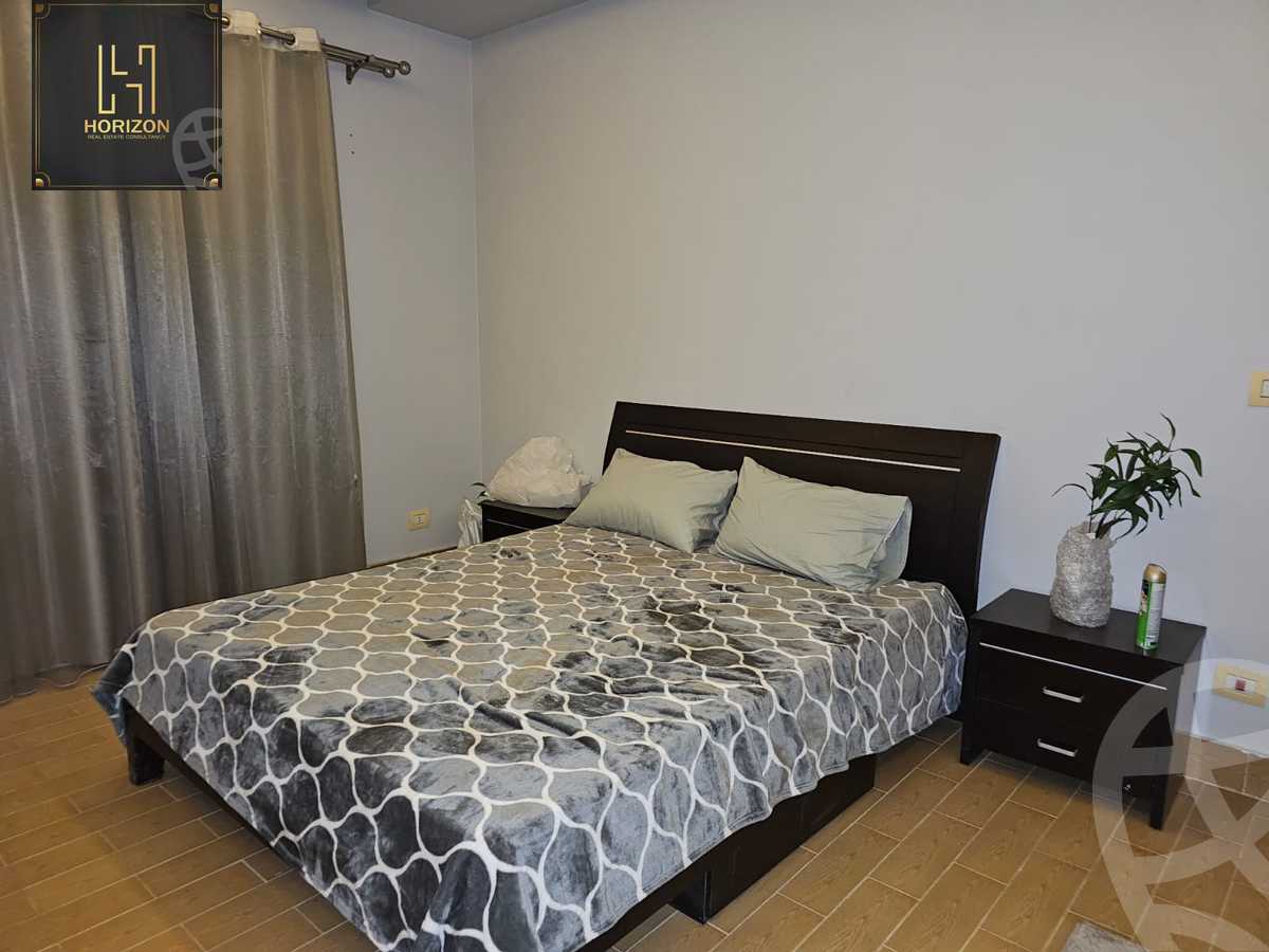 https://aqarmap.com.eg/ar/listing/6206261-for-rent-cairo-new-cairo-compounds-hyde-park-centre-ville-hyde-park