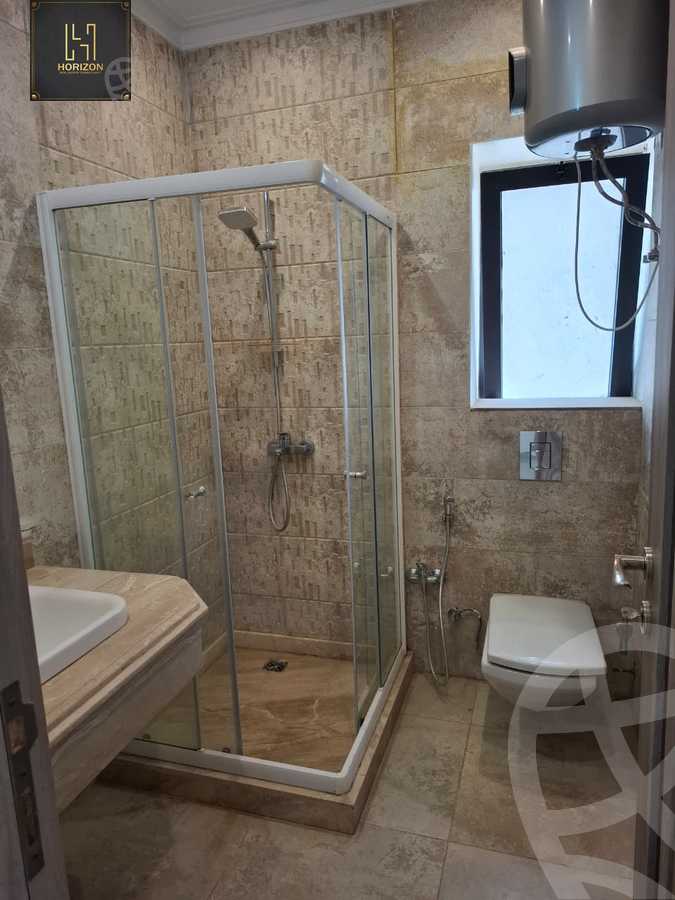 https://aqarmap.com.eg/en/listing/6206438-for-rent-cairo-new-cairo-compounds-lakeview-residence