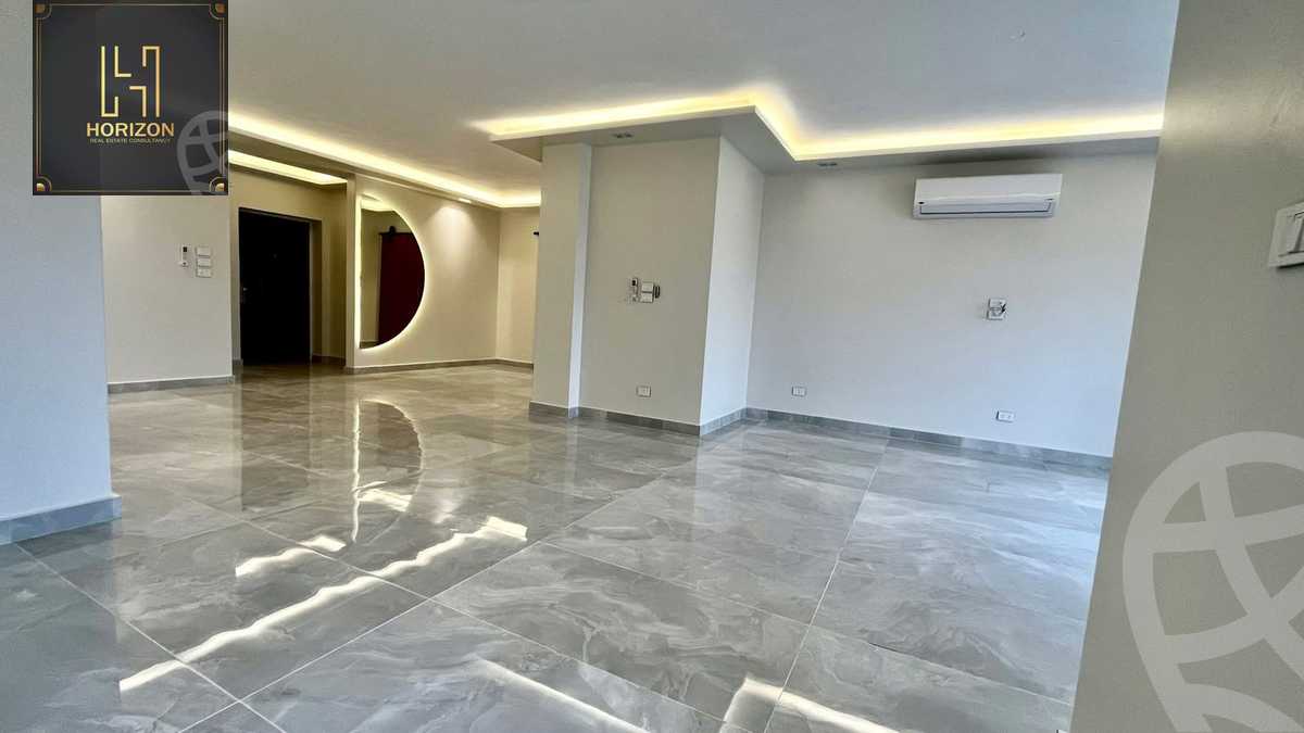 https://aqarmap.com.eg/en/listing/6209416-for-rent-cairo-new-cairo-compounds-mountain-view-hyde-park