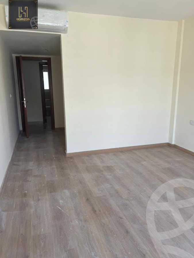 https://aqarmap.com.eg/ar/listing/6227826-for-rent-cairo-new-cairo-compounds-hyde-park-hpr-hyde-park