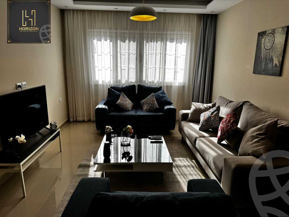 https://aqarmap.com.eg/en/listing/6231706-for-rent-cairo-new-cairo-compounds-mountain-view-hyde-park