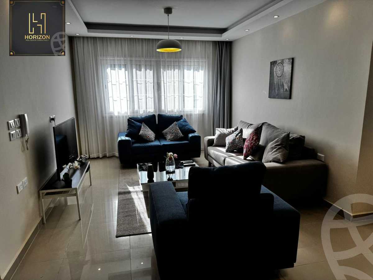 https://aqarmap.com.eg/en/listing/6231706-for-rent-cairo-new-cairo-compounds-mountain-view-hyde-park