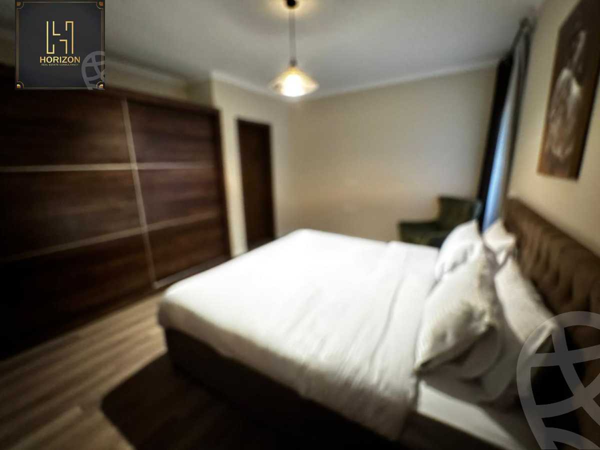 https://aqarmap.com.eg/en/listing/6231706-for-rent-cairo-new-cairo-compounds-mountain-view-hyde-park