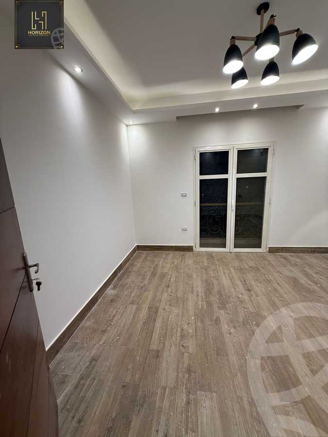 https://aqarmap.com.eg/en/listing/6239150-for-rent-cairo-new-cairo-compounds-hyde-park-centre-ville-hyde-park