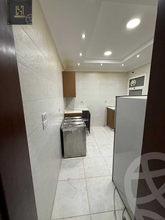 https://aqarmap.com.eg/en/listing/6239150-for-rent-cairo-new-cairo-compounds-hyde-park-centre-ville-hyde-park