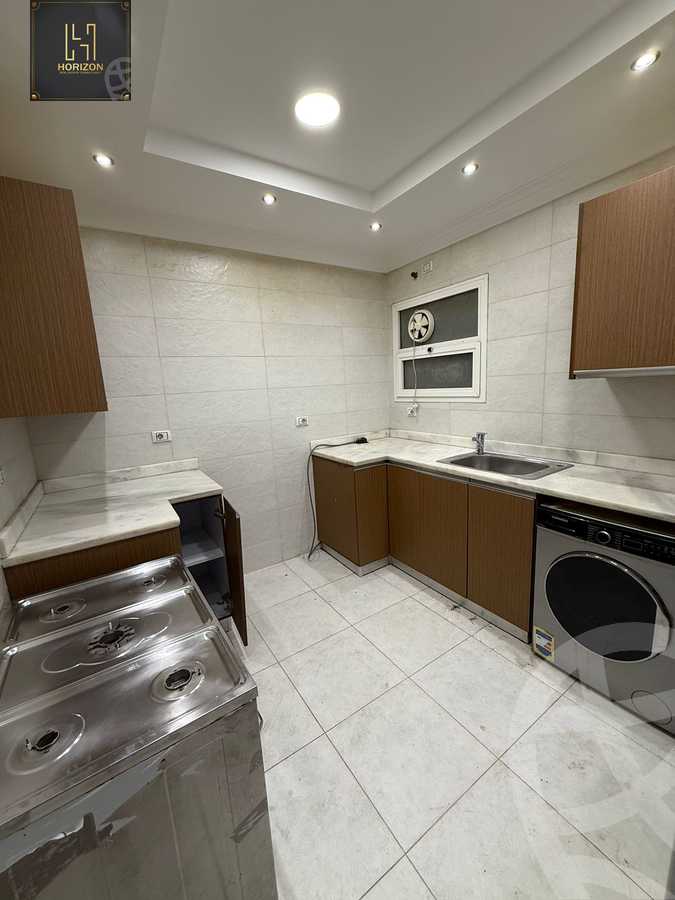 https://aqarmap.com.eg/en/listing/6239150-for-rent-cairo-new-cairo-compounds-hyde-park-centre-ville-hyde-park