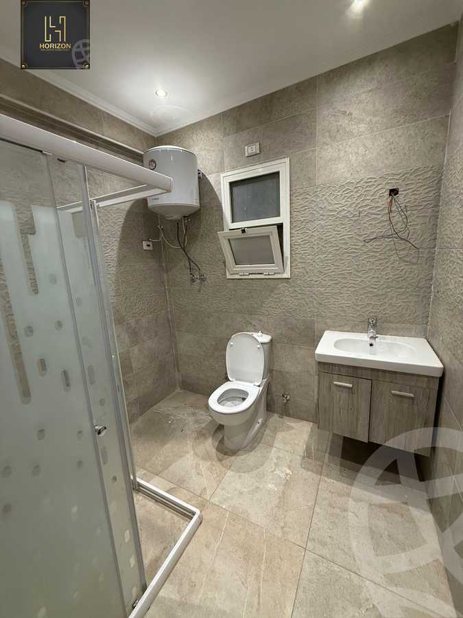 https://aqarmap.com.eg/en/listing/6239150-for-rent-cairo-new-cairo-compounds-hyde-park-centre-ville-hyde-park