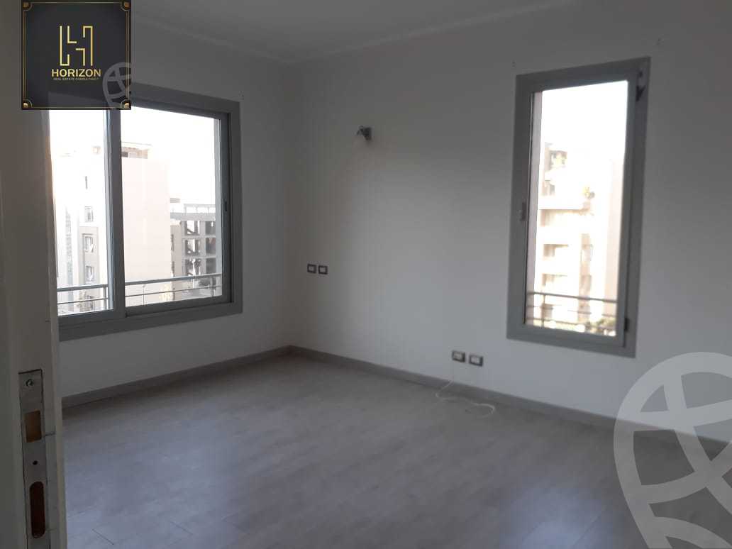 https://aqarmap.com.eg/ar/listing/6242184-for-sale-cairo-new-cairo-compounds-kmbwnd-fyldj-jyt-blm-hylz