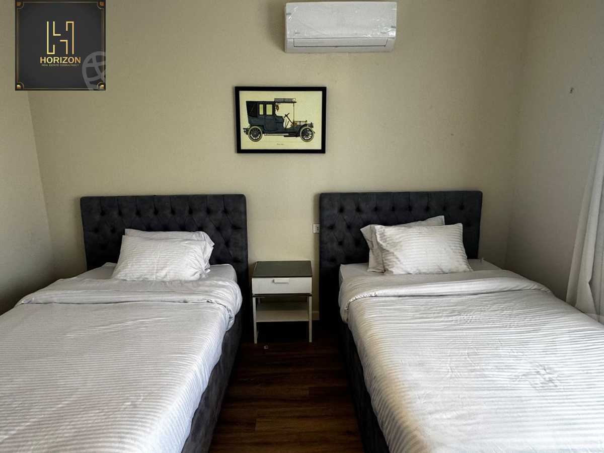 https://aqarmap.com.eg/en/listing/6242392-for-rent-cairo-new-cairo-compounds-mountain-view-hyde-park