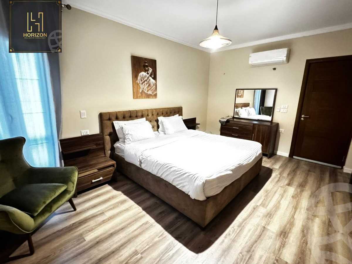 https://aqarmap.com.eg/en/listing/6242392-for-rent-cairo-new-cairo-compounds-mountain-view-hyde-park