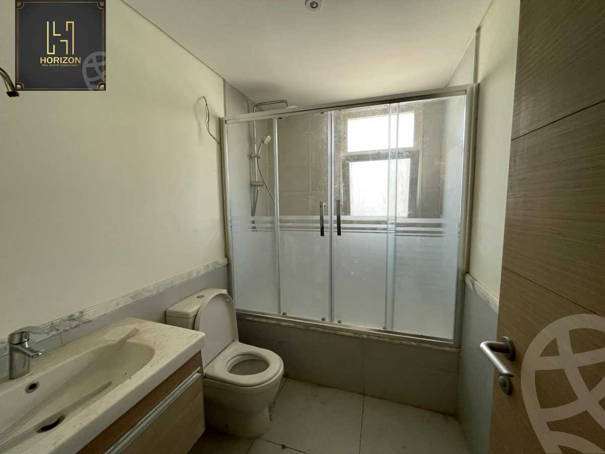 https://aqarmap.com.eg/ar/listing/6242493-for-rent-cairo-mokattam-compounds-uptown-cairo-the-sierras-uptown-cairo