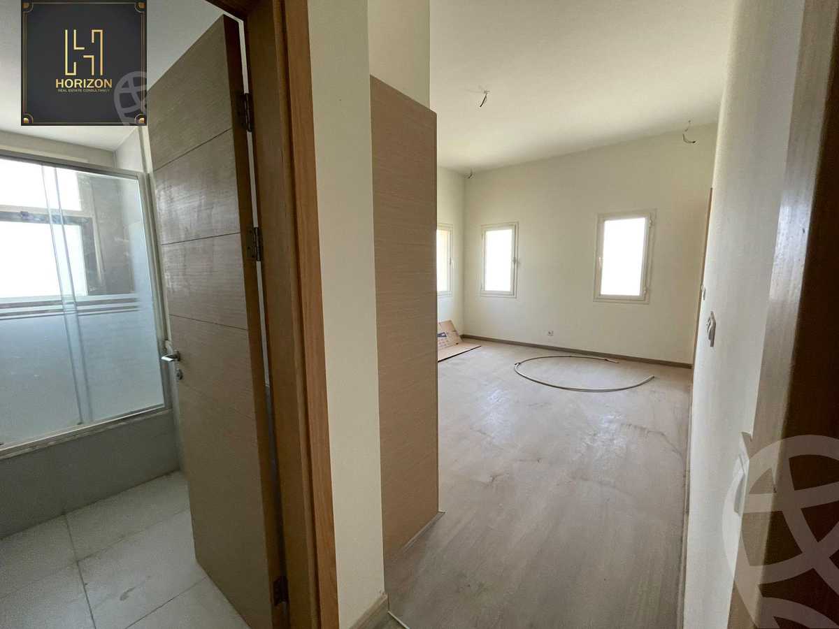 https://aqarmap.com.eg/ar/listing/6242493-for-rent-cairo-mokattam-compounds-uptown-cairo-the-sierras-uptown-cairo