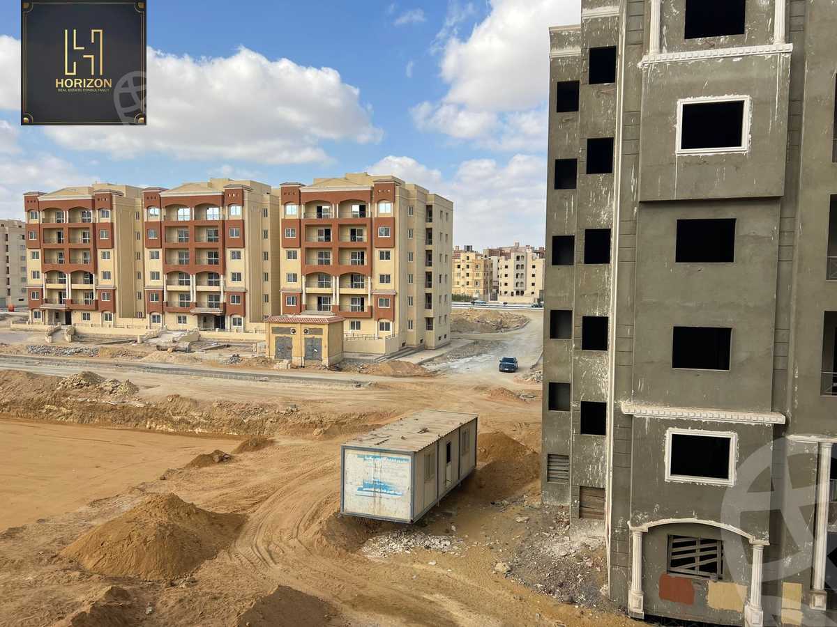 https://aqarmap.com.eg/en/listing/6257501-for-sale-cairo-new-cairo-compounds-loaloat-new-cairo