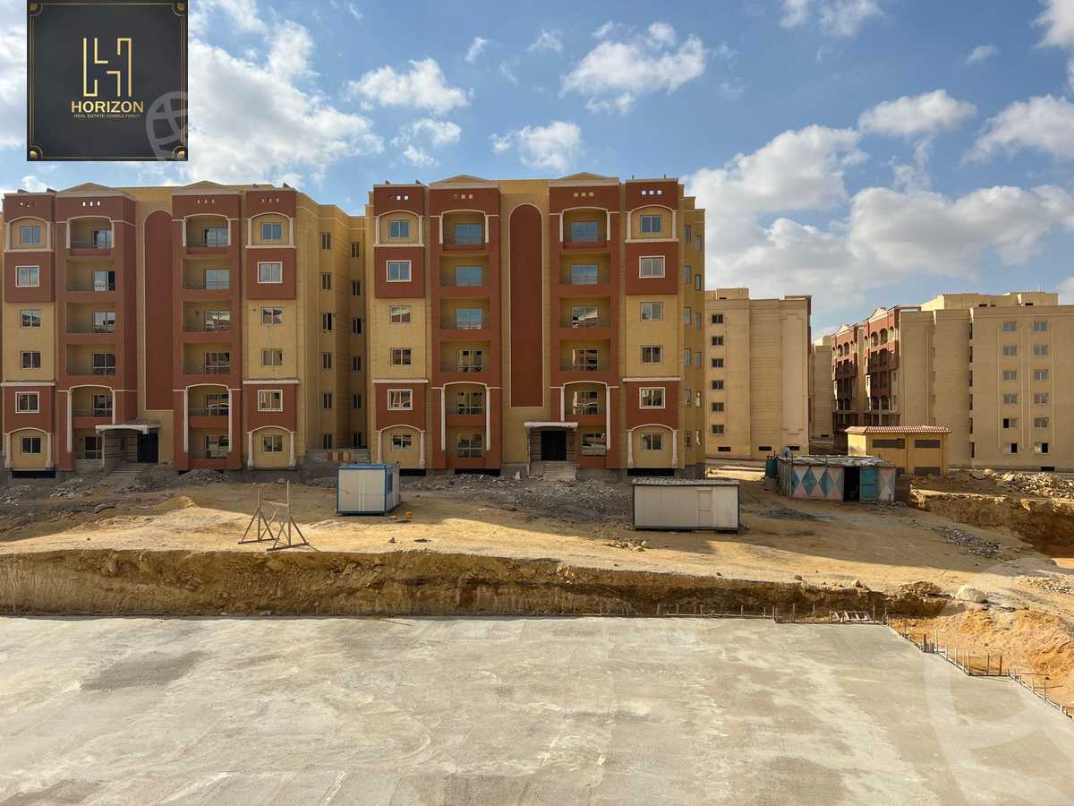 https://aqarmap.com.eg/en/listing/6257501-for-sale-cairo-new-cairo-compounds-loaloat-new-cairo