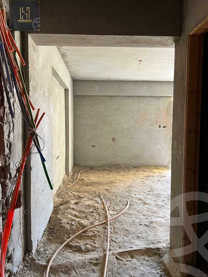 https://aqarmap.com.eg/en/listing/6257501-for-sale-cairo-new-cairo-compounds-loaloat-new-cairo