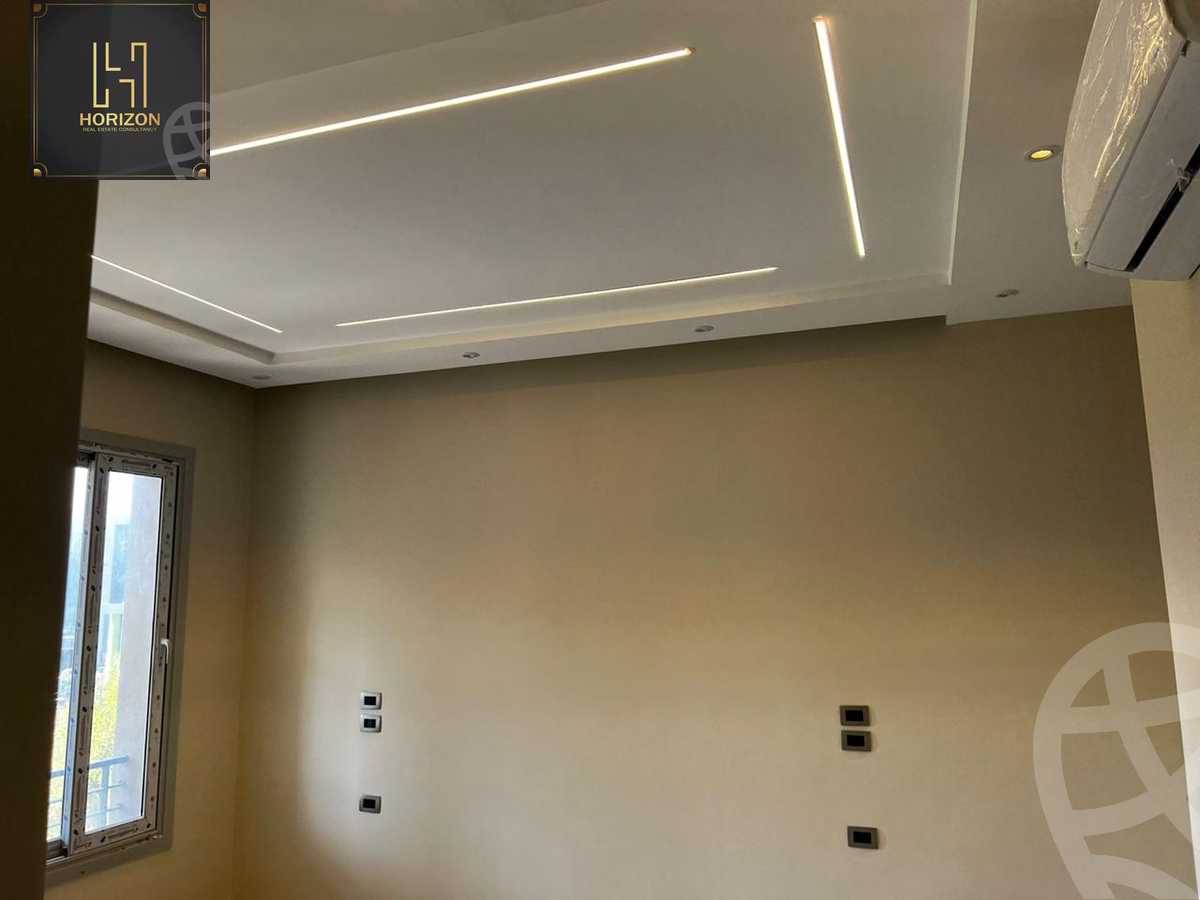https://aqarmap.com.eg/ar/listing/6260135-for-rent-cairo-new-cairo-compounds-kmbwnd-fyldj-jyt-blm-hylz