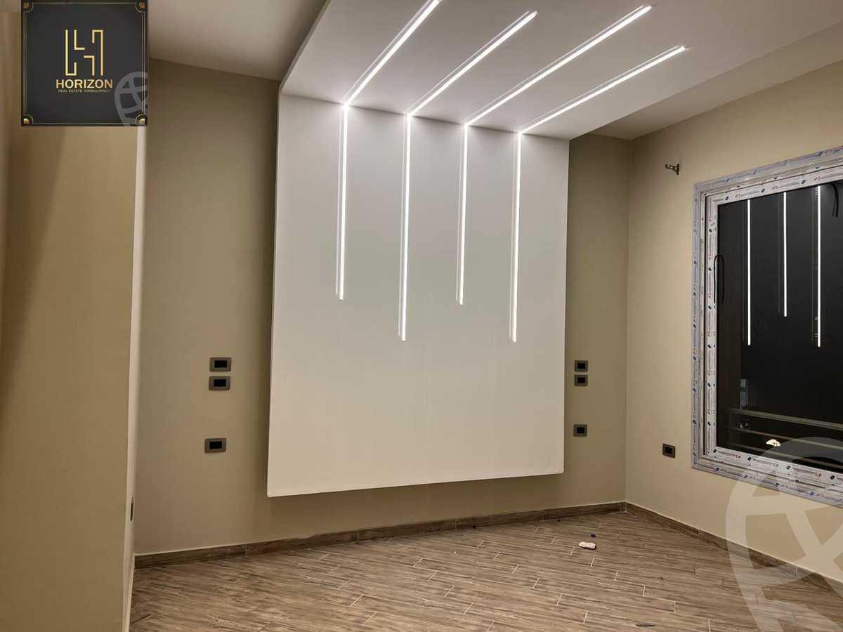 https://aqarmap.com.eg/ar/listing/6260135-for-rent-cairo-new-cairo-compounds-kmbwnd-fyldj-jyt-blm-hylz
